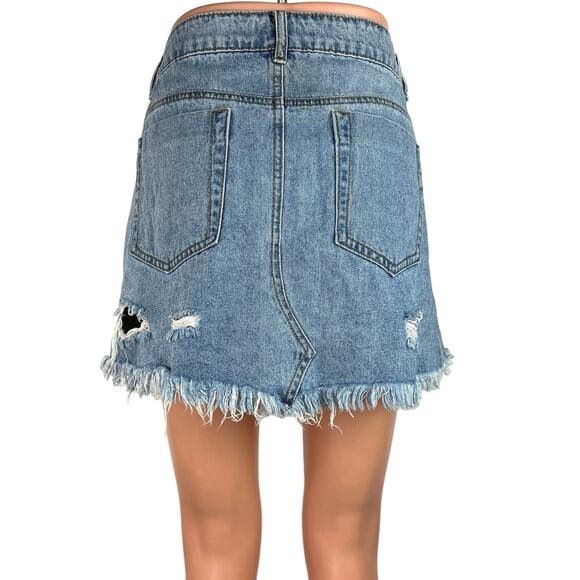 Caffeine Blue Medium Wash Distressed Frayed Raw Hem Mini Denim Jeans Skirt Sz L - Picture 3 of 5